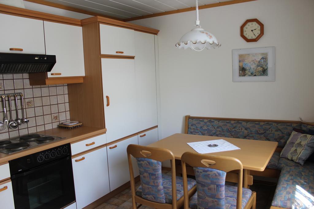 Dreimaderlhaus Apartment Velden am Worthersee Bagian luar foto