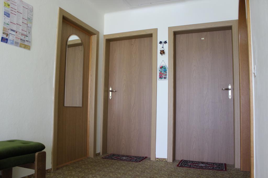 Dreimaderlhaus Apartment Velden am Worthersee Bagian luar foto