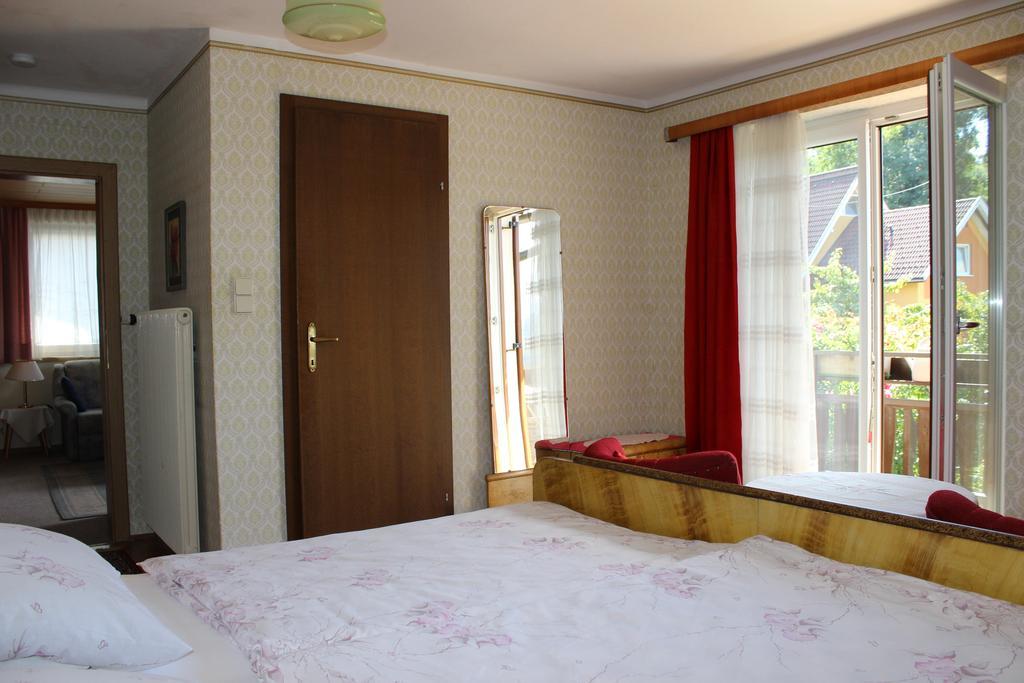 Dreimaderlhaus Apartment Velden am Worthersee Bagian luar foto