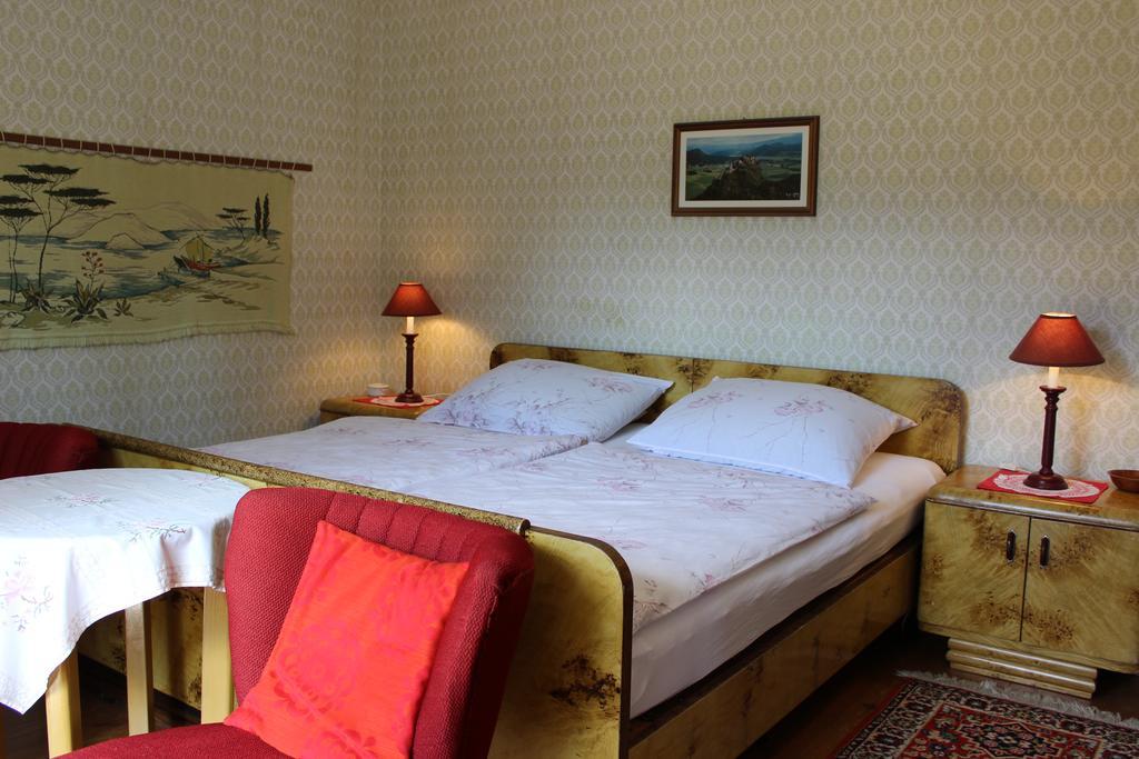 Dreimaderlhaus Apartment Velden am Worthersee Bagian luar foto
