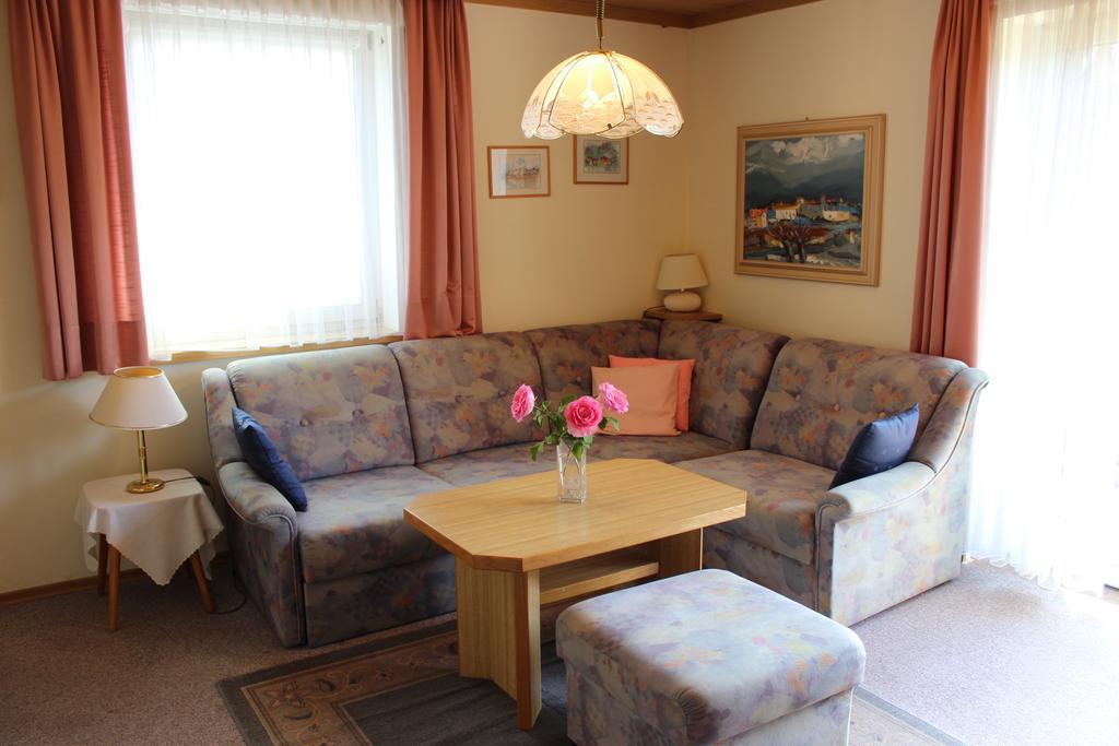 Dreimaderlhaus Apartment Velden am Worthersee Bagian luar foto